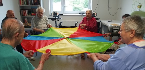 Trénink zručnosti s aktivizačním padákem: Senatorium Vestec